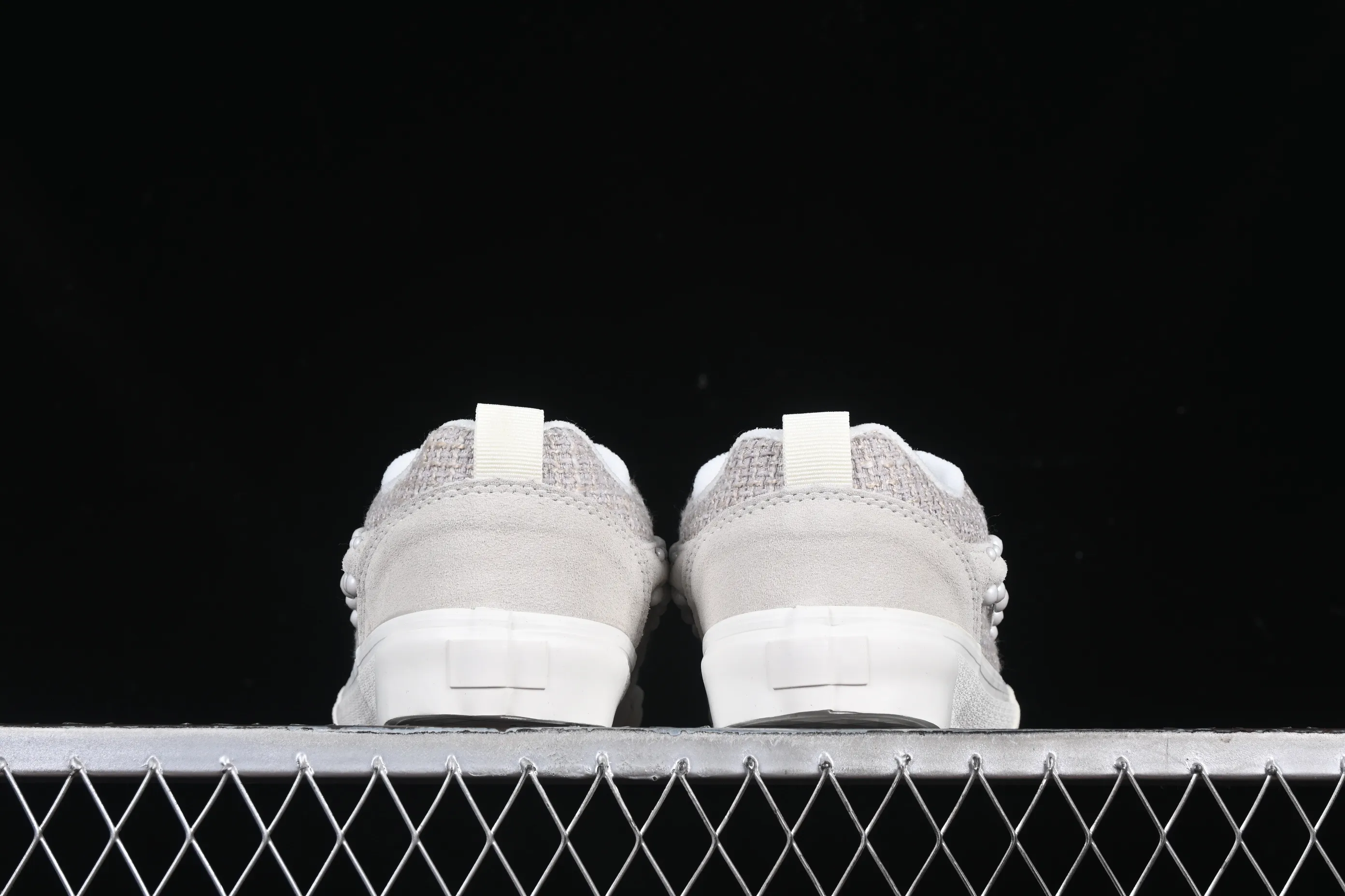 All categories Vans Vans series Vans Low Vans low-top Vans Knu Skool pearl white gray low-top casual sneakers VN0007QDBGE